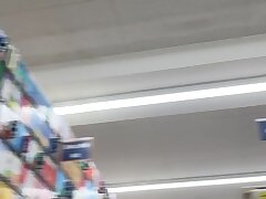 vol64-925565 Sizzling Japanese Beauties Tease with Irresistible Leggy Charm