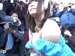 bi-tikuporori3ultra Seductive Kinky Diva Kisses Passionately Then Gets Hard Fucked