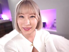 758REFUCK-040 Seductive Japanese Beauty Teases With Her Stunning Natural Curves