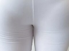 15384622 Sultry Asian Goddess with Luscious Curves Offers Unforgettable Pleasure