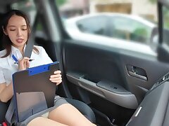 parupunten516 Sizzling Redhead Tempts with Seductive Suck & Steamy Ride